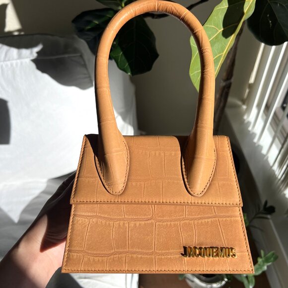 Jacquemus Le Chiquito Moyen croc embossed in Honey Embossed medium sized leather - Picture 2 of 10